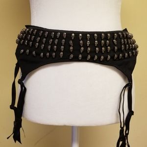 Bedroom stories skulls garter belt